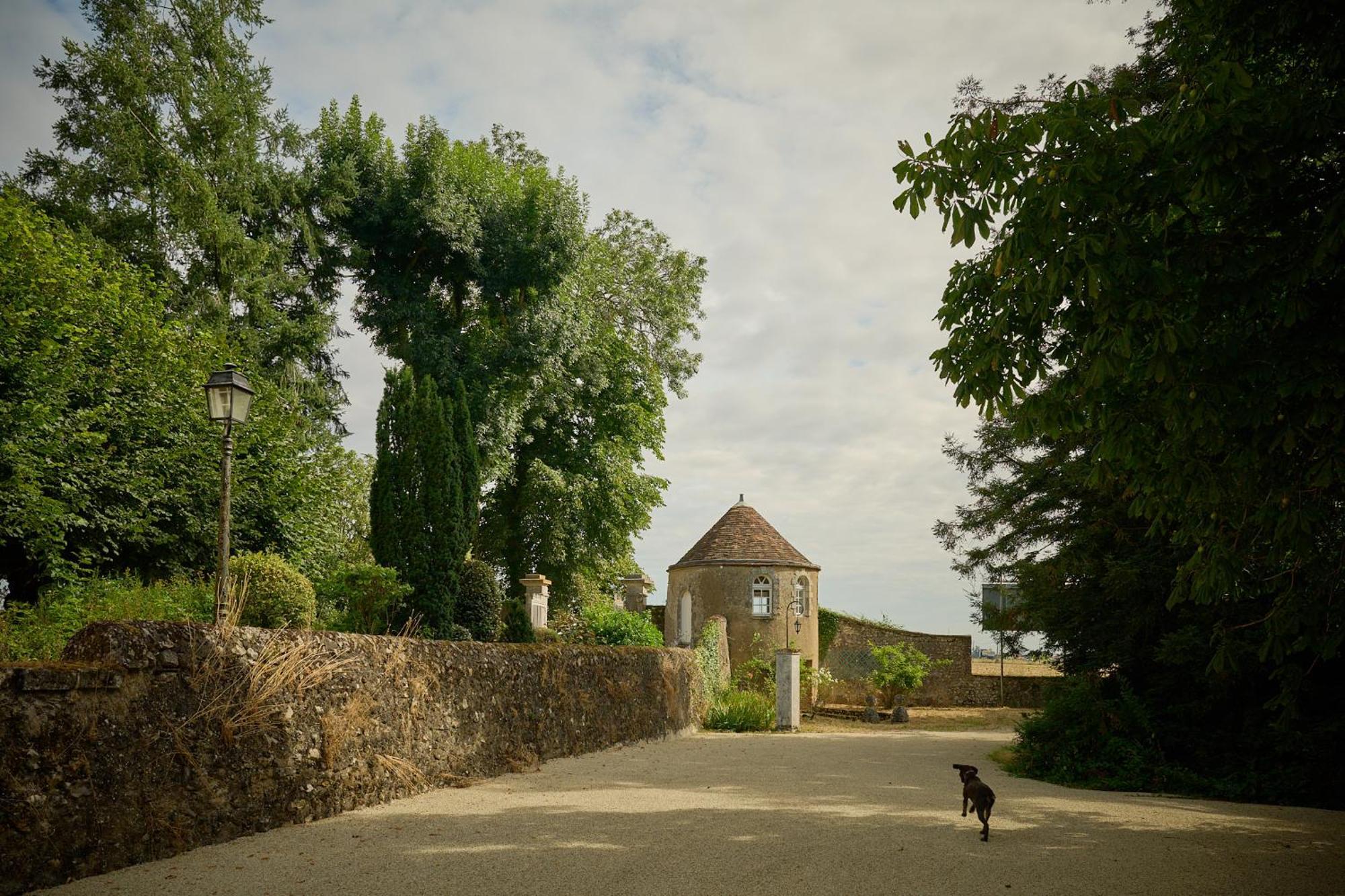 Chateau Du Bois Guibert Bonneval  외부 사진